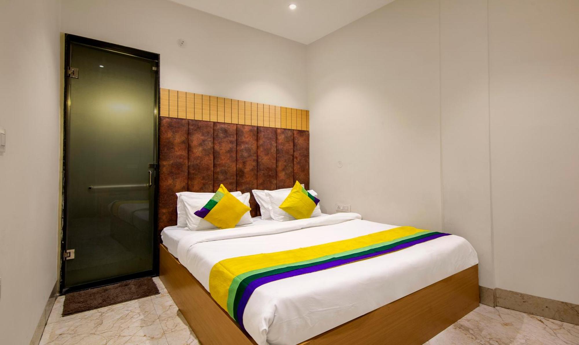 Itsy Hotels Sehdev Residency, Near Golden Temple Amritsar Zewnętrze zdjęcie