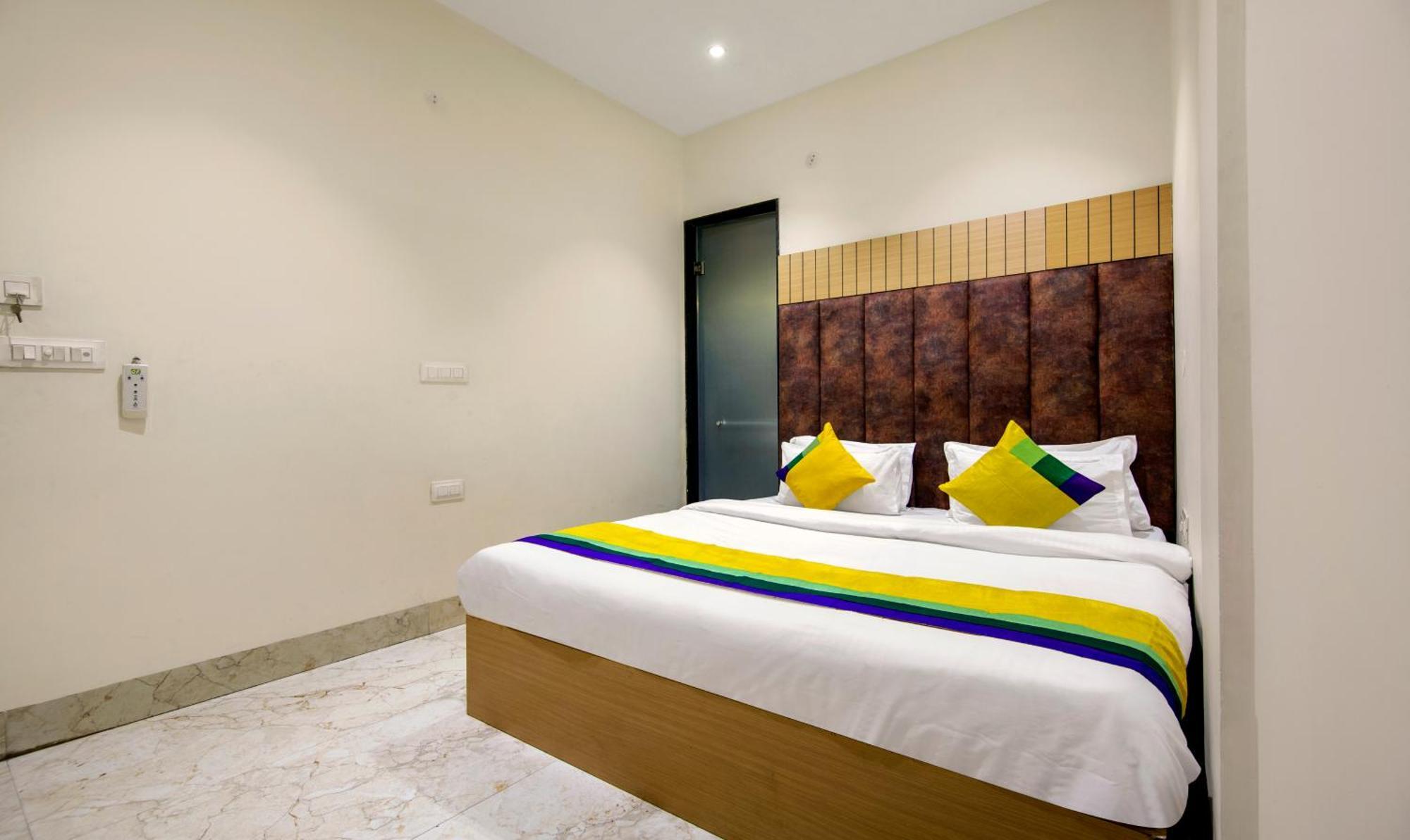 Itsy Hotels Sehdev Residency, Near Golden Temple Amritsar Zewnętrze zdjęcie