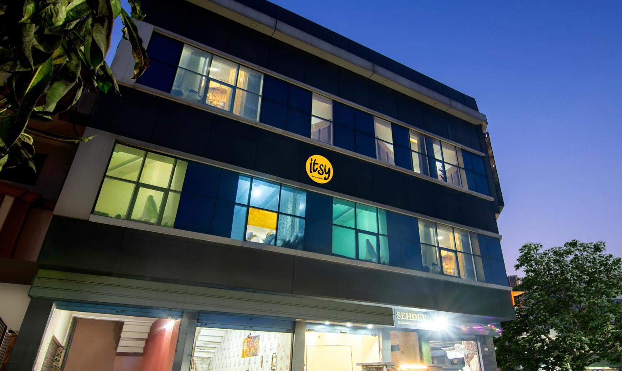 Itsy Hotels Sehdev Residency, Near Golden Temple Amritsar Zewnętrze zdjęcie
