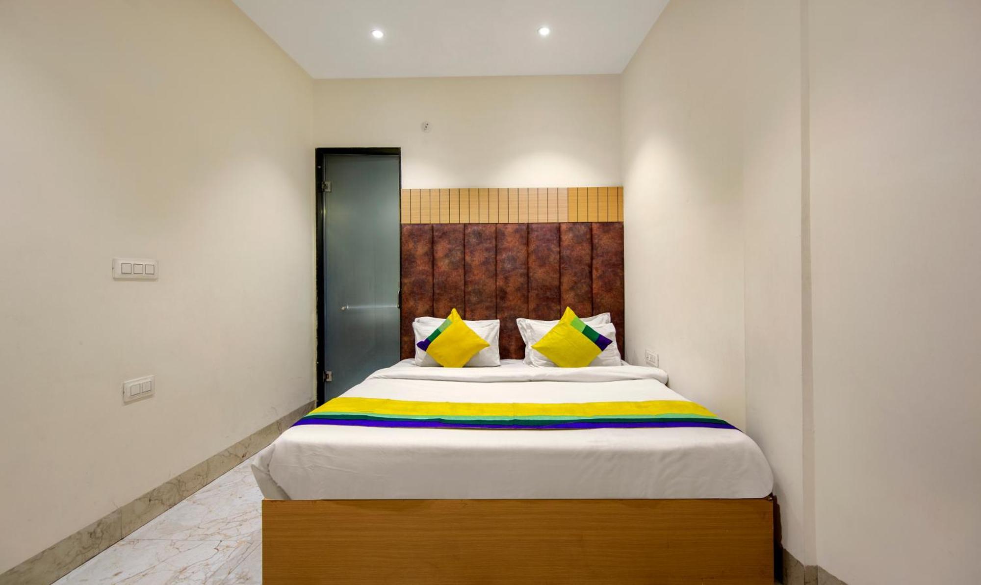 Itsy Hotels Sehdev Residency, Near Golden Temple Amritsar Zewnętrze zdjęcie