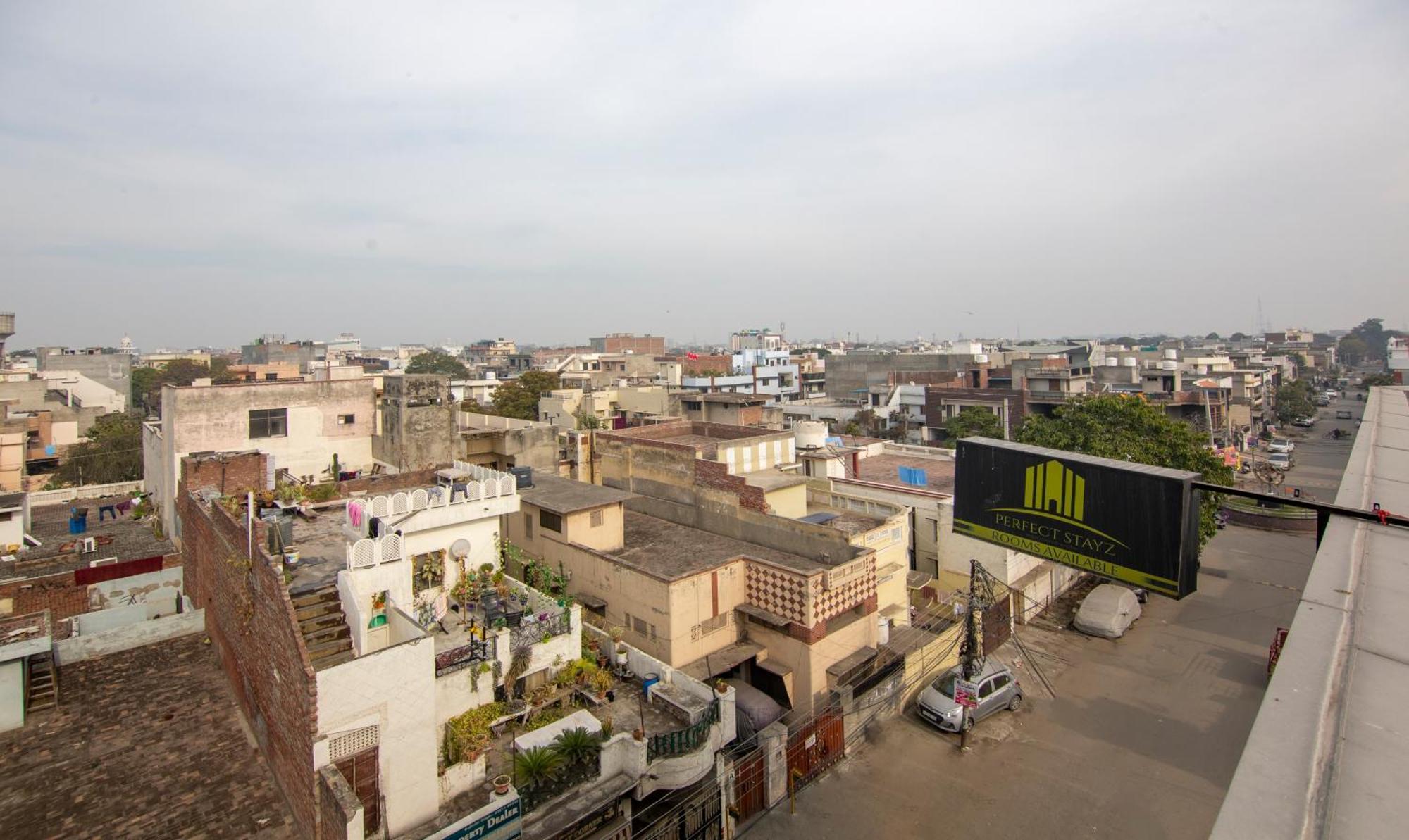 Itsy Hotels Sehdev Residency, Near Golden Temple Amritsar Zewnętrze zdjęcie